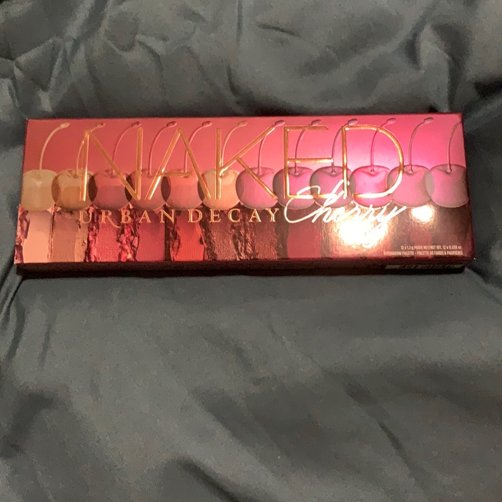 Urban Decay Naked Cherry Palette